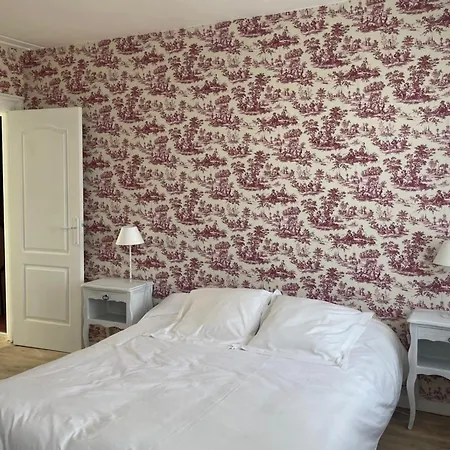 Holiday home Town House With Garden